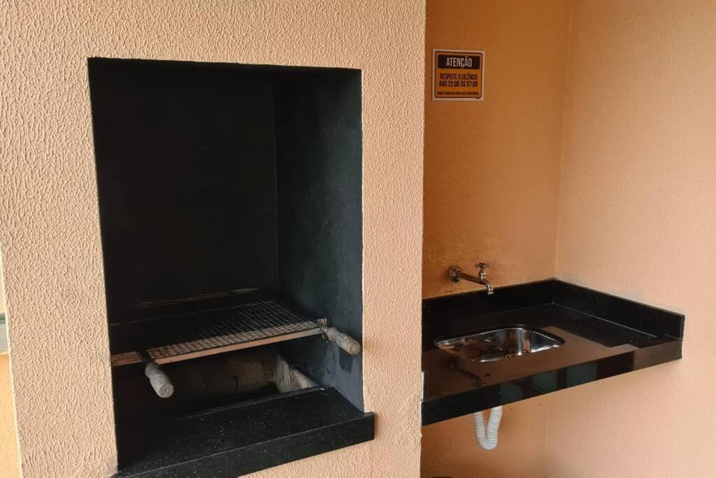 100Mts Da Praia Com Churrasqueira, Piscina E Wi-Fi Caraguatatuba Eksteriør billede
